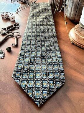 Bill Robin Son Geometric Silk-Style Tie in Blue & Gold